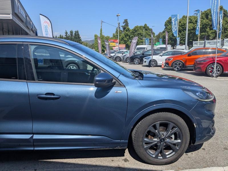 Photo 4 de l’annonce de FORD Kuga d’occasion à vendre à DRAGUIGNAN
