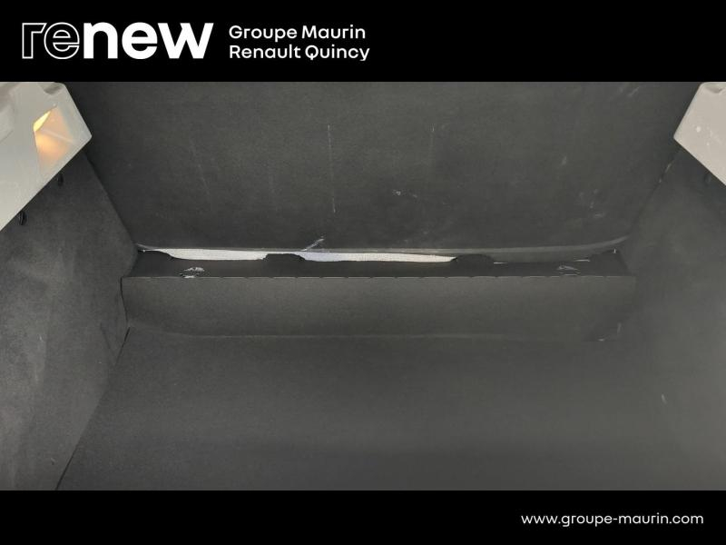 Photo 7 de l’annonce de RENAULT Zoe d’occasion à vendre à QUINCY-SOUS-SÉNART