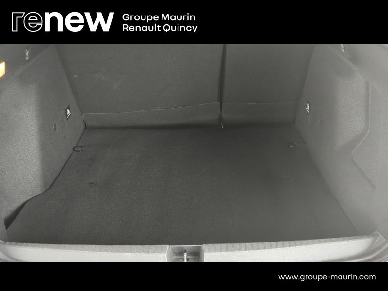 Photo 8 de l’annonce de DACIA Duster d’occasion à vendre à QUINCY-SOUS-SÉNART