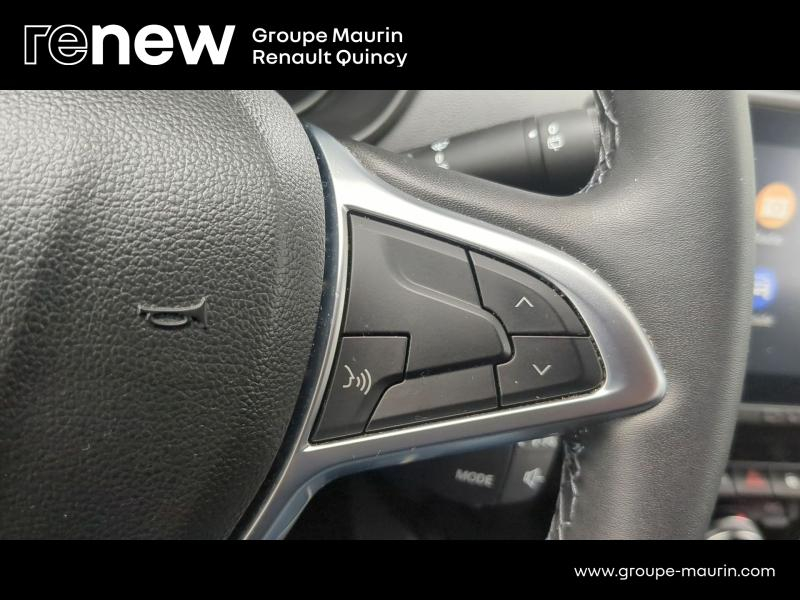Photo 15 de l’annonce de DACIA Duster d’occasion à vendre à QUINCY-SOUS-SÉNART