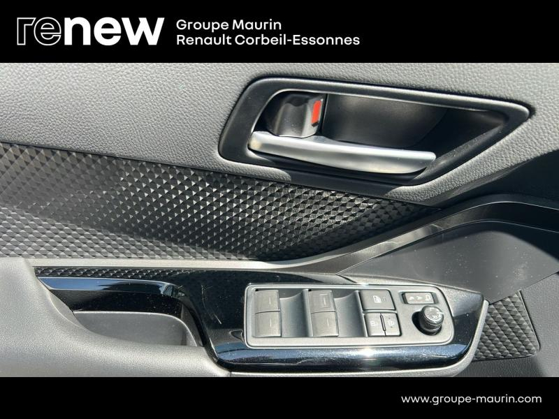 Photo 15 de l’annonce de TOYOTA C-HR d’occasion à vendre à CORBEIL-ESSONNES