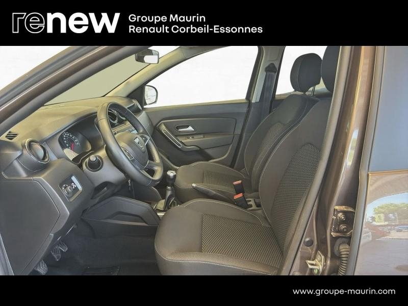 Photo 10 de l’annonce de DACIA Duster d’occasion à vendre à CORBEIL-ESSONNES