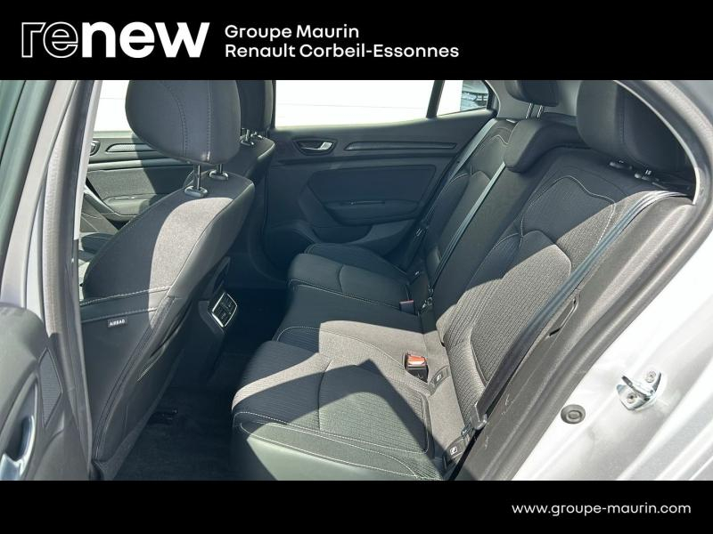 Photo 9 de l’annonce de RENAULT Megane d’occasion à vendre à CORBEIL-ESSONNES