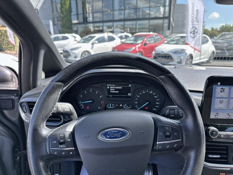 Photo 13 de l’annonce de FORD Fiesta d’occasion à vendre à AUBIÈRE
