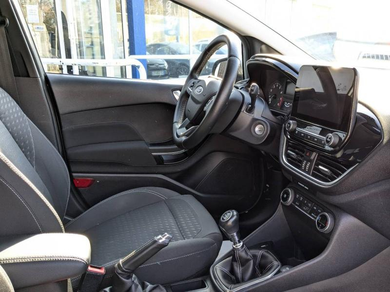 Photo 3 de l’annonce de FORD Fiesta d’occasion à vendre à MARTIGUES