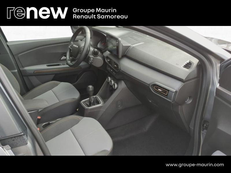 Photo 16 de l’annonce de DACIA Jogger d’occasion à vendre à SAMOREAU