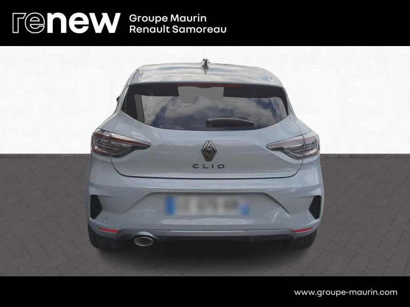 Photo 5 de l’annonce de RENAULT Clio d’occasion à vendre à SAMOREAU