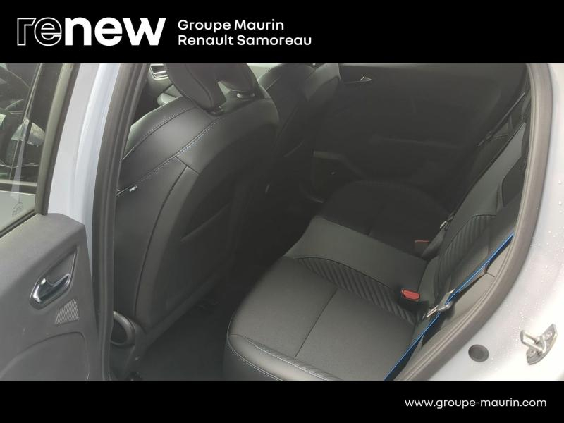 Photo 10 de l’annonce de RENAULT Clio d’occasion à vendre à SAMOREAU
