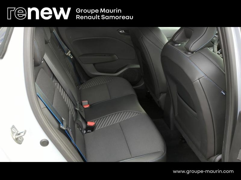 Photo 14 de l’annonce de RENAULT Clio d’occasion à vendre à SAMOREAU