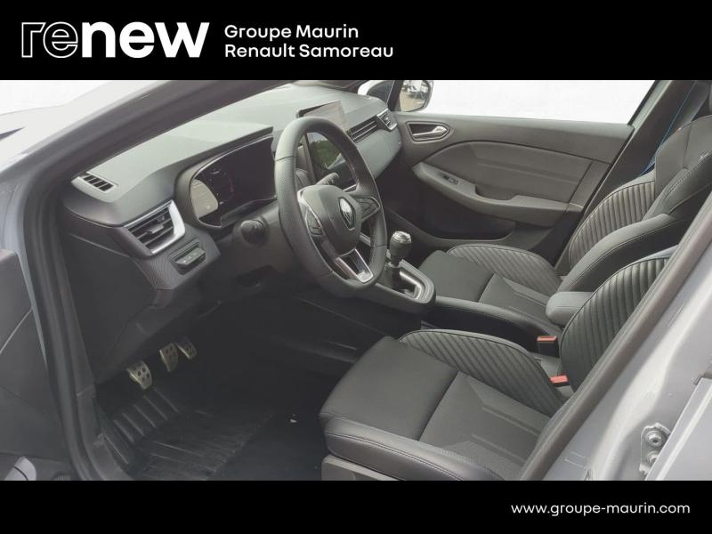 Photo 17 de l’annonce de RENAULT Clio d’occasion à vendre à SAMOREAU