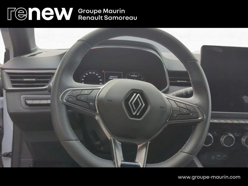 Photo 19 de l’annonce de RENAULT Clio d’occasion à vendre à SAMOREAU