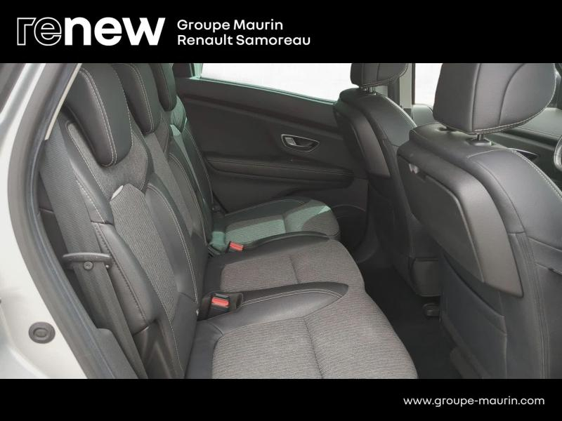 Photo 12 de l’annonce de RENAULT Scenic d’occasion à vendre à SAMOREAU