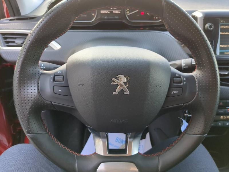Photo 18 de l’annonce de PEUGEOT 208 d’occasion à vendre à ARLES