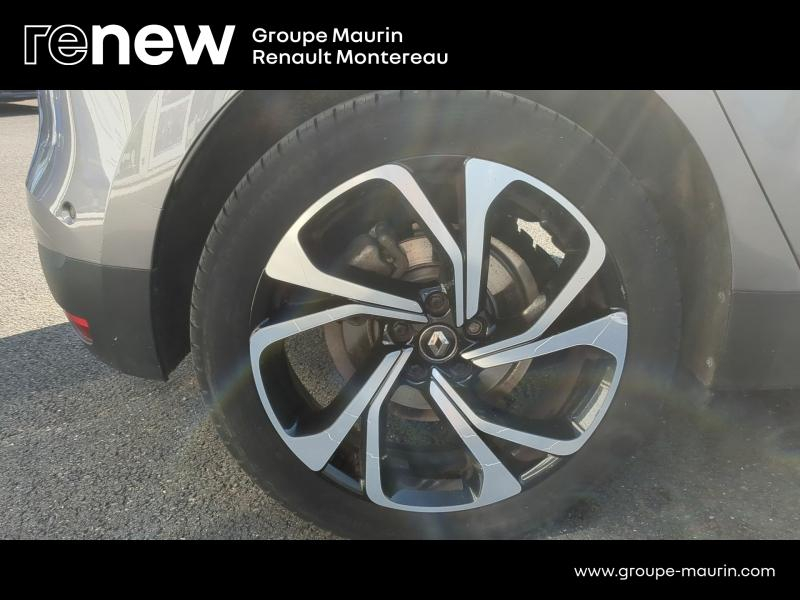 Photo 17 de l’annonce de RENAULT Scenic d’occasion à vendre à VARENNES SUR SEINE