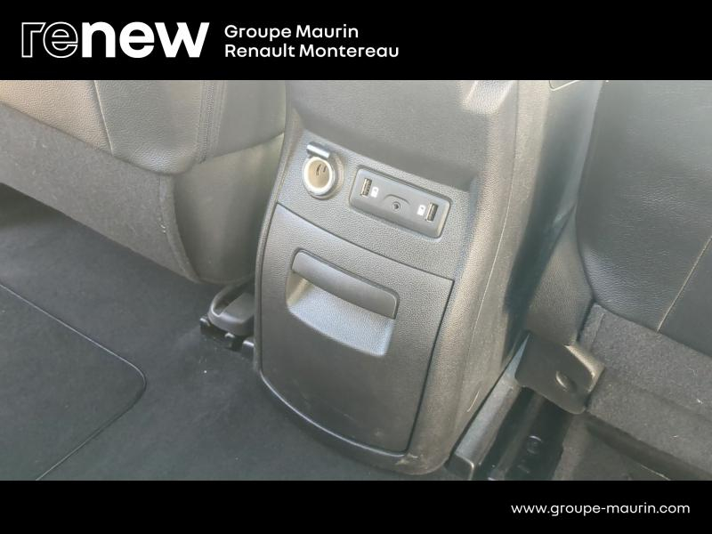 Photo 20 de l’annonce de RENAULT Scenic d’occasion à vendre à VARENNES SUR SEINE