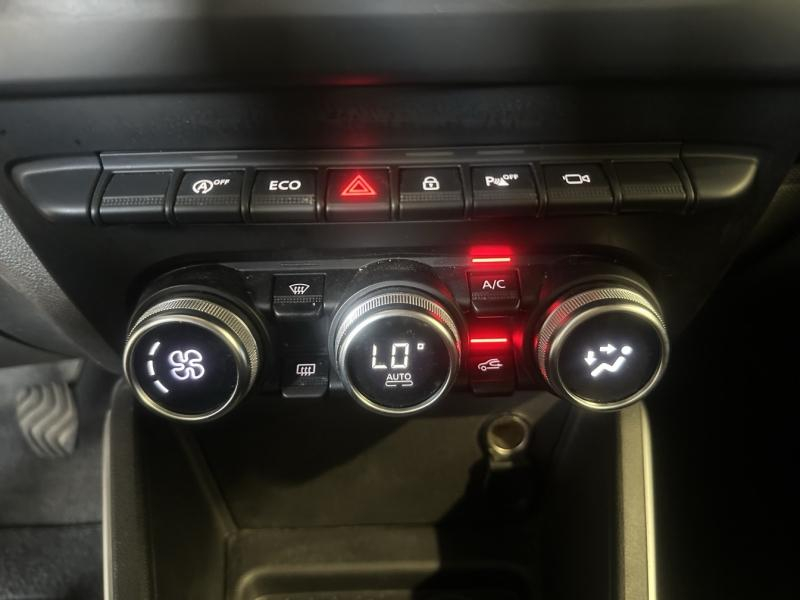 Photo 12 de l’annonce de DACIA Duster d’occasion à vendre à CHENNEVIÈRES-SUR-MARNE