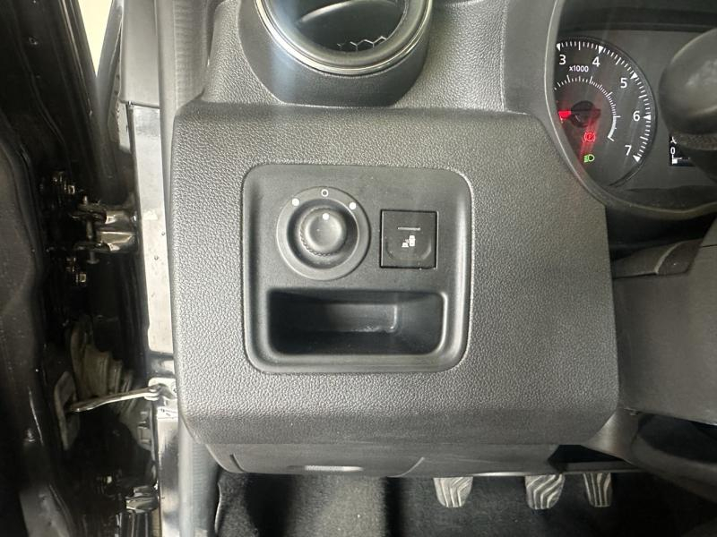 Photo 16 de l’annonce de DACIA Duster d’occasion à vendre à CHENNEVIÈRES-SUR-MARNE