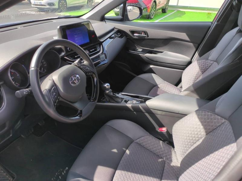 Photo 15 de l’annonce de TOYOTA C-HR d’occasion à vendre à CHARMEIL