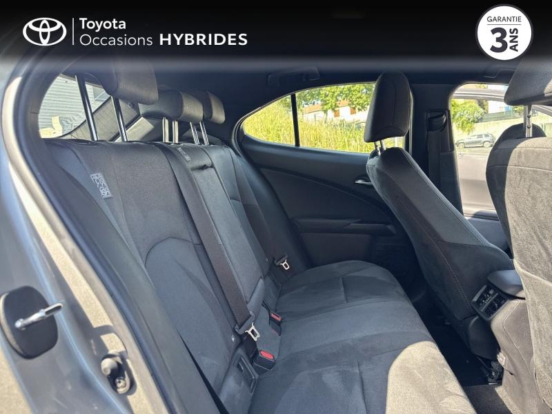 Photo 7 de l’annonce de LEXUS UX d’occasion à vendre à LATTES