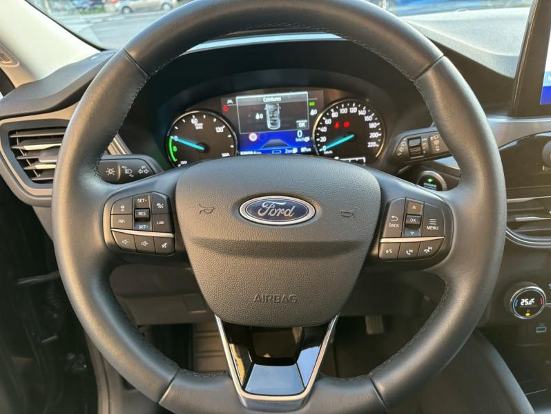 Photo 14 de l’annonce de FORD Kuga d’occasion à vendre à AIX-EN-PROVENCE