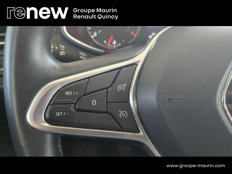 Photo 8 de l’annonce de RENAULT Clio d’occasion à vendre à QUINCY-SOUS-SÉNART