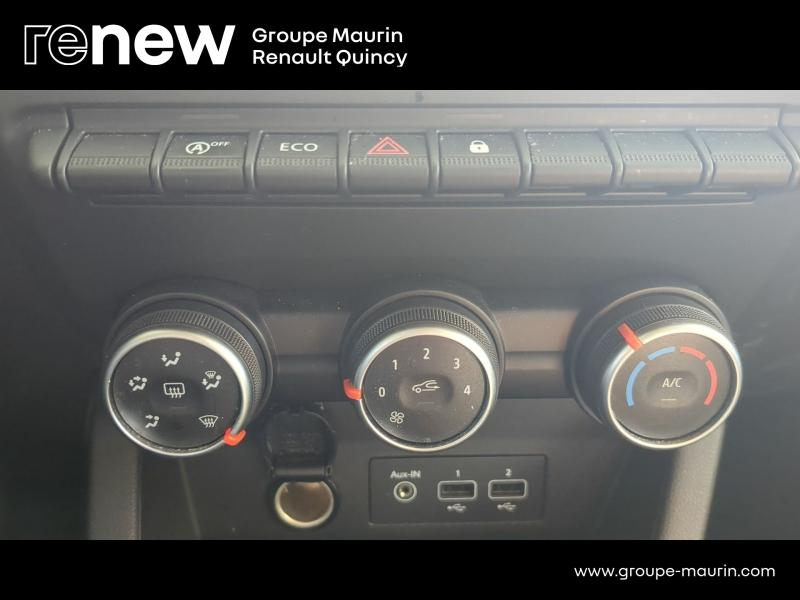 Photo 12 de l’annonce de RENAULT Clio d’occasion à vendre à QUINCY-SOUS-SÉNART