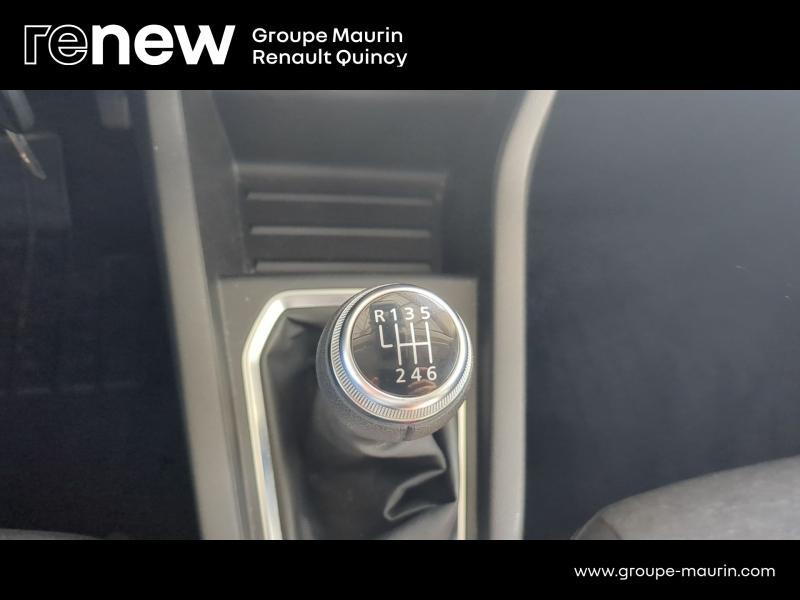Photo 13 de l’annonce de RENAULT Clio d’occasion à vendre à QUINCY-SOUS-SÉNART