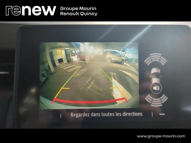 Photo 15 de l’annonce de RENAULT Clio d’occasion à vendre à QUINCY-SOUS-SÉNART