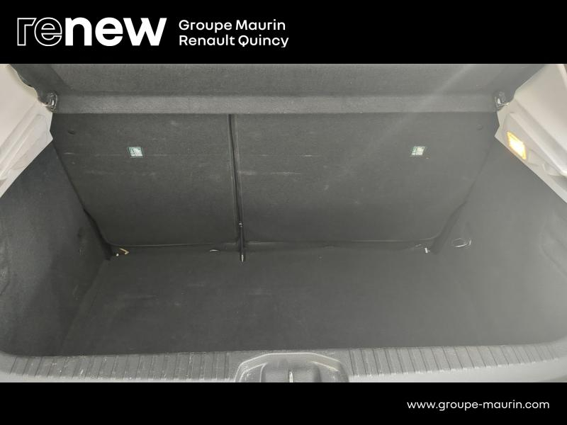 Photo 16 de l’annonce de RENAULT Clio d’occasion à vendre à QUINCY-SOUS-SÉNART