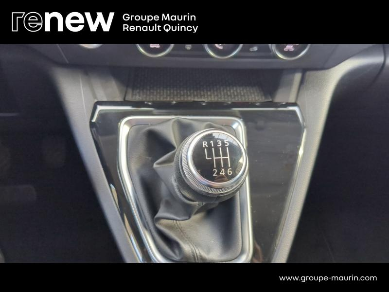 Photo 14 de l’annonce de RENAULT Kangoo d’occasion à vendre à QUINCY-SOUS-SÉNART