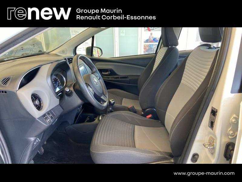 Photo 10 de l’annonce de TOYOTA Yaris d’occasion à vendre à CORBEIL-ESSONNES