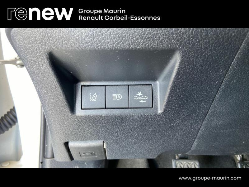 Photo 13 de l’annonce de TOYOTA Yaris d’occasion à vendre à CORBEIL-ESSONNES