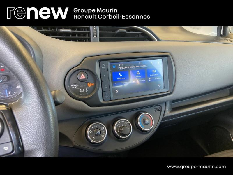 Photo 19 de l’annonce de TOYOTA Yaris d’occasion à vendre à CORBEIL-ESSONNES