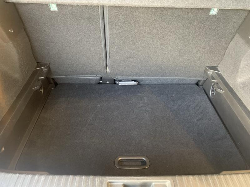 Photo 9 de l’annonce de RENAULT Captur d’occasion à vendre à CHENNEVIÈRES-SUR-MARNE