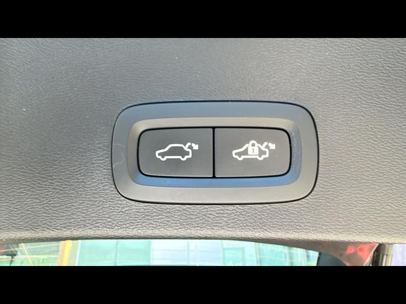 Photo 8 de l’annonce de VOLVO XC40 d’occasion à vendre à AIX-EN-PROVENCE