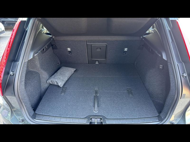 Photo 7 de l’annonce de VOLVO XC40 d’occasion à vendre à AIX-EN-PROVENCE