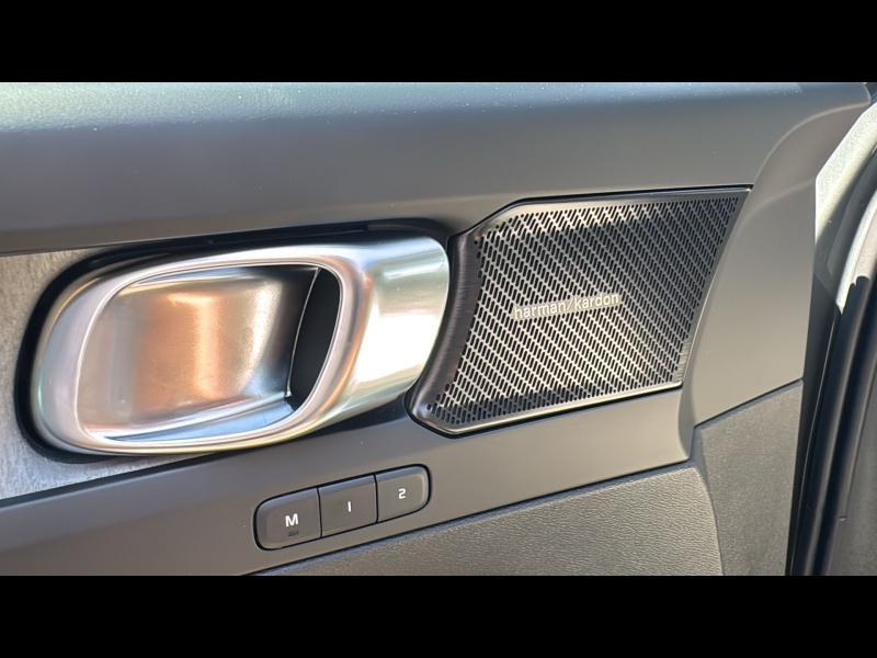 Photo 16 de l’annonce de VOLVO XC40 d’occasion à vendre à AIX-EN-PROVENCE