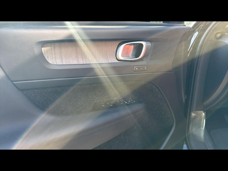 Photo 18 de l’annonce de VOLVO XC40 d’occasion à vendre à AIX-EN-PROVENCE