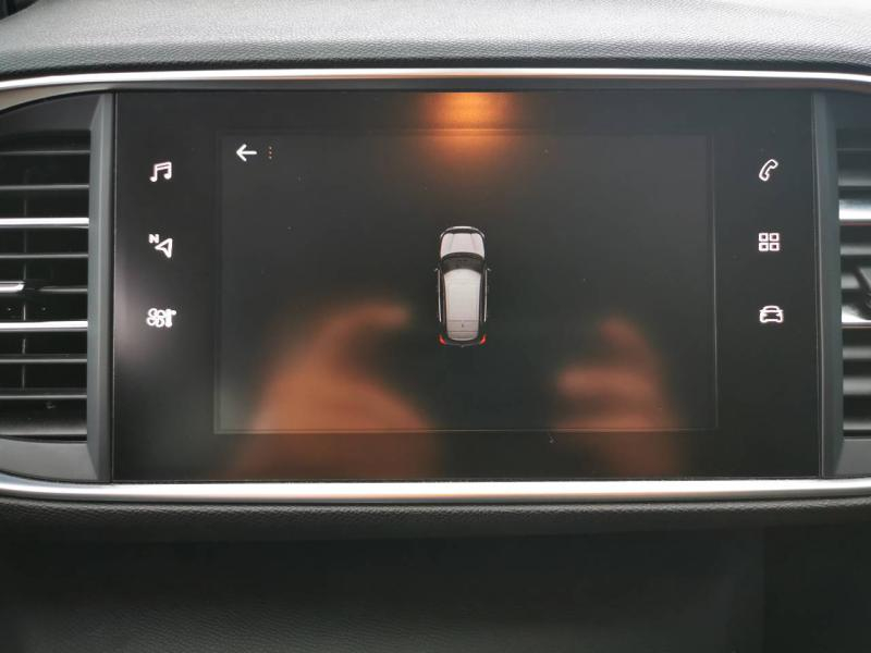 Photo 10 de l’annonce de PEUGEOT 308 d’occasion à vendre à VITROLLES