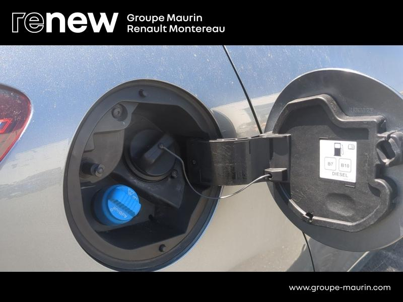 Photo 14 de l’annonce de RENAULT Clio d’occasion à vendre à VARENNES SUR SEINE
