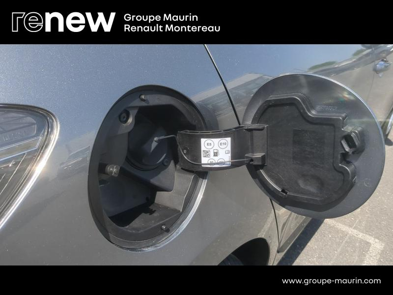 Photo 16 de l’annonce de RENAULT Clio d’occasion à vendre à VARENNES SUR SEINE