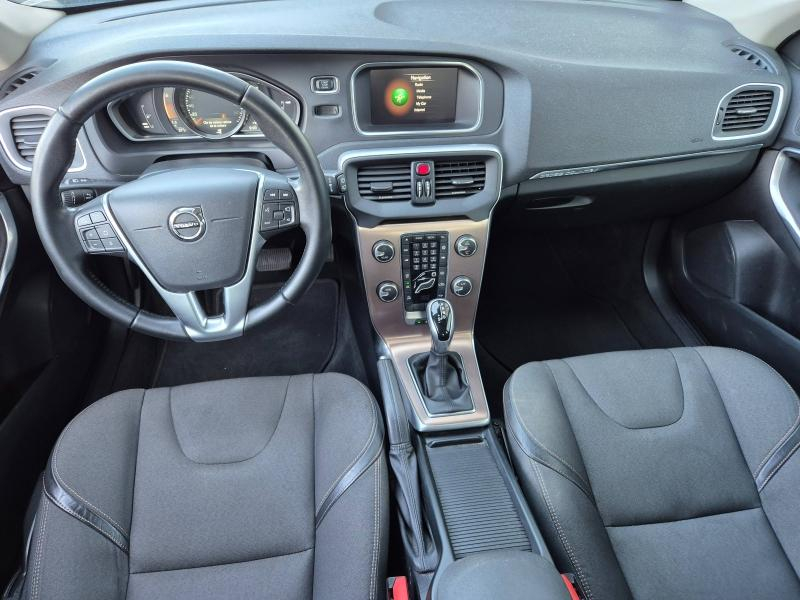 Photo 4 de l’annonce de VOLVO V40 Cross Country d’occasion à vendre à AVIGNON
