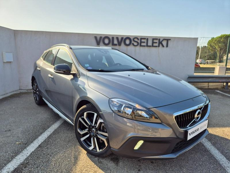 Photo 9 de l’annonce de VOLVO V40 Cross Country d’occasion à vendre à AVIGNON