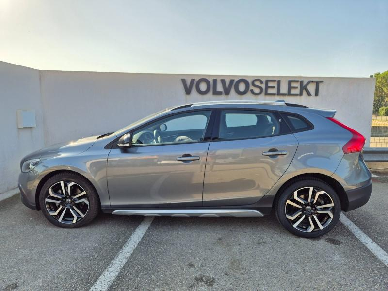 Photo 10 de l’annonce de VOLVO V40 Cross Country d’occasion à vendre à AVIGNON