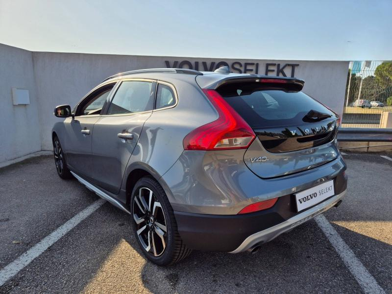 Photo 11 de l’annonce de VOLVO V40 Cross Country d’occasion à vendre à AVIGNON