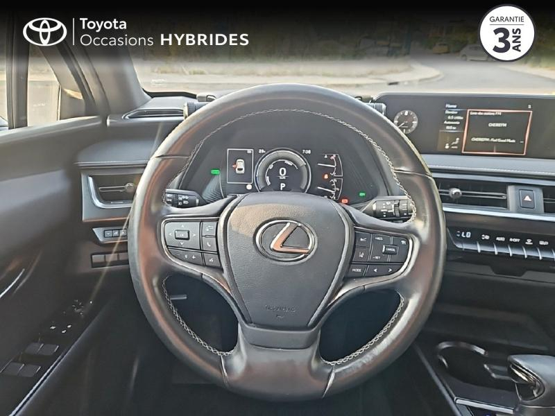 Photo 13 de l’annonce de LEXUS UX d’occasion à vendre à LATTES