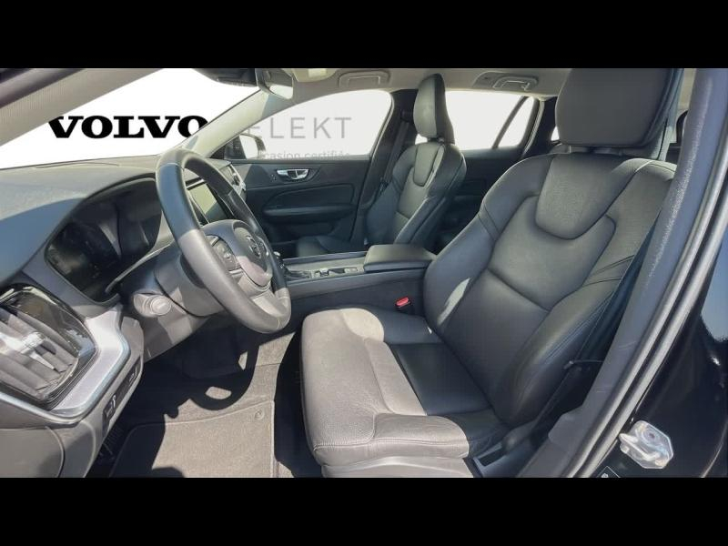 Photo 11 de l’annonce de VOLVO V60 d’occasion à vendre à TOULON