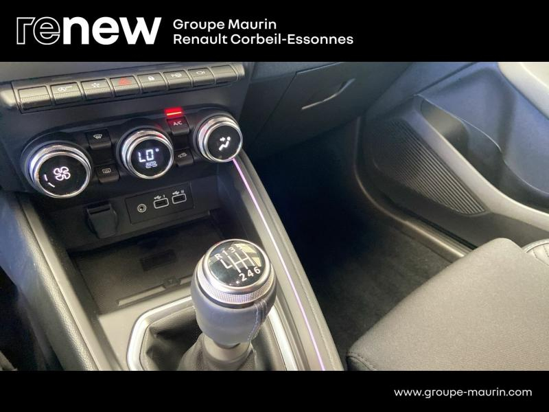 Photo 15 de l’annonce de RENAULT Clio d’occasion à vendre à CORBEIL-ESSONNES