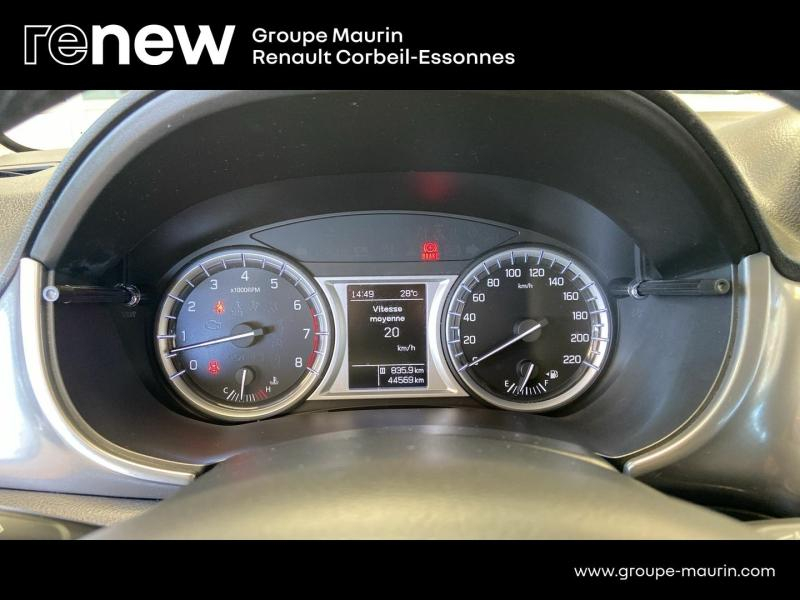 Photo 14 de l’annonce de SUZUKI Vitara d’occasion à vendre à CORBEIL-ESSONNES