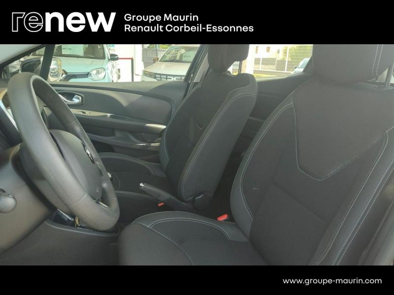 Photo 13 de l’annonce de RENAULT Clio d’occasion à vendre à CORBEIL-ESSONNES
